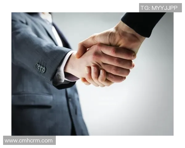 足球明星握手瞬间精彩集锦视频素材分享让你感受球场魅力与友谊的力量