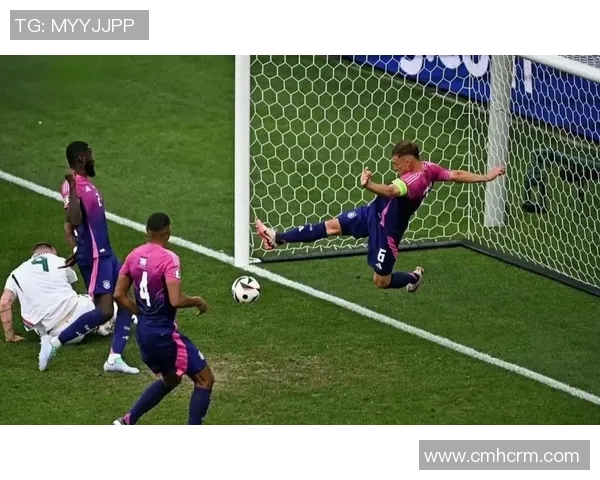 足球明星进球瞬间解析图解带你领略精彩瞬间与技巧之美